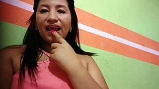 Morena, I'm so horny I masturbate my tight pussy for you in Spanish porn