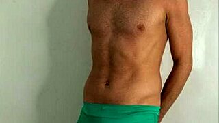 Booty bitch in leggings at the beach