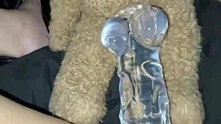 Saudi teen amateur fucks herself with glass dildo in Los Angeles craving BBC