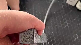 hot aesthetic stepsis masturbates in sunny shower teen amateur saudi arabian snowwhite los angeles usa