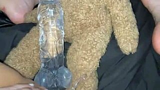 Saudi teen amateur fucks herself with glass dildo in Los Angeles craving BBC