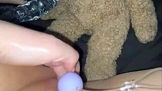 Saudi teen amateur fucks herself with glass dildo in Los Angeles craving BBC