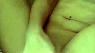 asian pussy gets fingered and masturbated