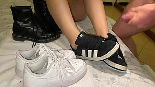 Brunettes Suck Better Than Blondes With Close Up Cumshot And Homemade Fetish