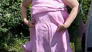 i'm strippin' naked by the car after beach day