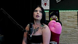 garota de programa tem registro de profissional do sexo na carteira quer ser famosa e o fetiche mais louco foi - kalyca watch on sheer red