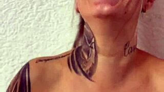 Puta Safada Me Ofereceu Um Pix De 1000 Ou Um Boquete Misterioso