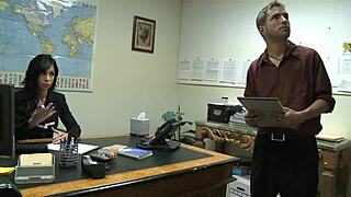 Fucking big tits milf secretary on the table 😍