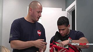 i give stuck stepmom my dick as paramedic in bathroom roleplay.