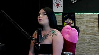 garota de programa tem registro de profissional do sexo na carteira quer ser famosa e o fetiche mais louco foi - kalyca watch on sheer red