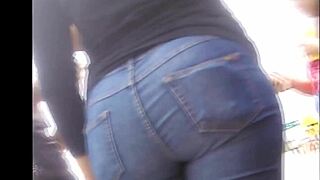 teen with big ass in tight jeans on street