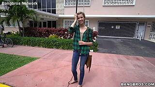 Blonde kisses pecker for cumshot