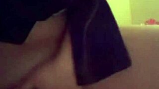 mi amiga se deja grabar masturbando 😏