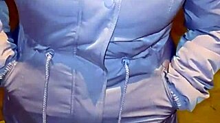 venezuelan mature woman on the street