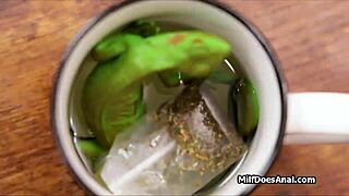 Finding cougar's butt plug leads to anal fucking