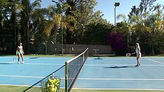 tennis and pool lesbosex 😏