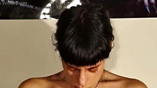 i'm watchin teen girls sneez huge snot in hd fetsh