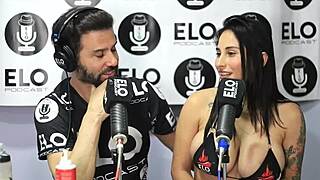 Entrevista con elo podcast termina con preguntas picantes que me excitan jenifer play