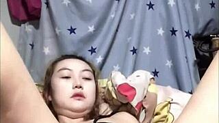 amateur japanese horny masturbation squirt