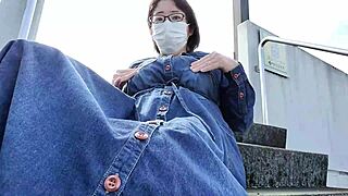 Does this married woman masturbate outdoors for pleasure?