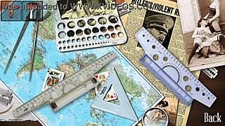 Let's play Framboise and run errands with a blonde character