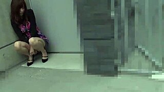 Flying Kiss Walk Remote Vibe Walk Vibrations Are Intense Hitomi Misaki 2