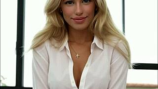 her private pictures got leaked to the public 😱