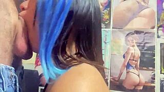 Chica universitaria chupando verga follada por la boca