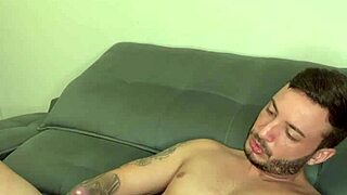 Tesão Foi Tanto Que Tive Que Bater Uma