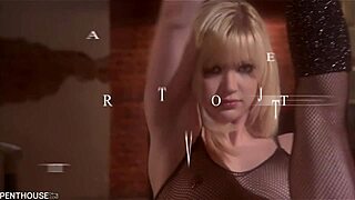 Ever tried ballet turning lesbian with a ballerina?