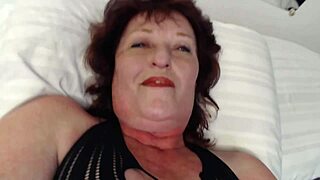 After smoking, dawnskye1962 demands cum in her dirty mouth.