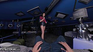 feeling so horny, ellie gives her first blowjob and rides a huge cock in vr cosplay parody