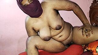 Fuck Deshi Bhabhi And Uncle In Hard Core Sex Indian Style With Hot Pussy Boobs Tit Clit