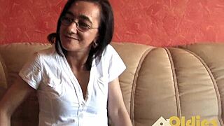 lesbische spielchen mit der nachbarin 😏