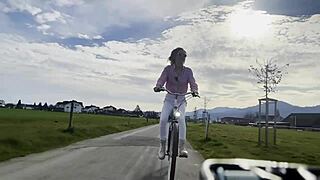 miss daisy diamond on wheels bike vlog