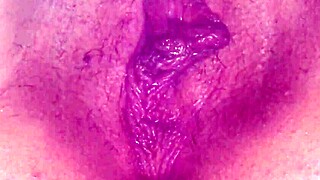 Beauty1 showcases her amateur beauty