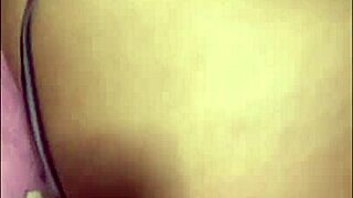 فضيحة شرموطة المنصوره تتناك من صاحب جوزها بعد ما هاج عليها و الكلوت زانق على كسها طيزك ملبن يبت المتناكه ااه براحه طيب