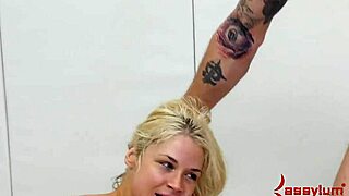 Hard ass fucking teen bitch in threesome!