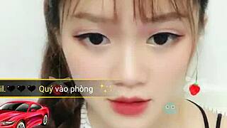 Cute Korean Girl's Live Stream on Uplive