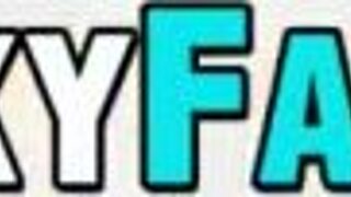 i'm the teen stepsistur who got caugt stealing, now cum in my mouf