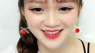 Cute Korean Girl's Live Stream on Uplive