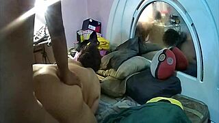 Prima chupa rico en su primera vez de puta