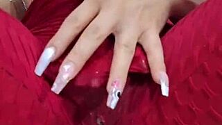 frotando mi coño a través de leggins hasta mojarlos con dirty talk sucia