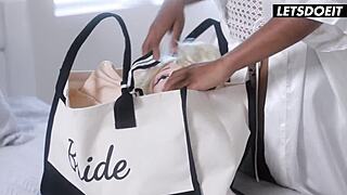 jenna foxx lexi lore summer vixen kiss lick pussies in heated threesome bliss