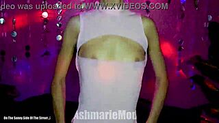 hairy pussy armpits legs latina babe dances sex club