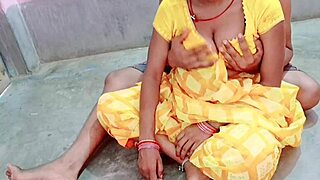 Desi bhabhi spreads legs wide for devar's hungry tongue on her wet pussy!