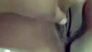 sumisa latina madura chupa verga en bedroom y recibe semen adentro de su culo homemade 😘💦 tetas naturales