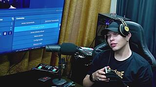 Ruan flashes cock to Renatinha Mello - she loves his dick and balls, did they hook up?