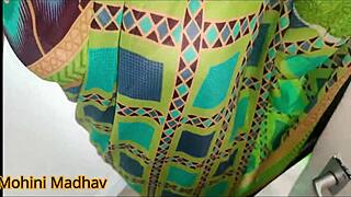 wanna fuck store stranger in green saree like me?