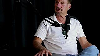 dad joined porn from daughter's invite admires her so much?